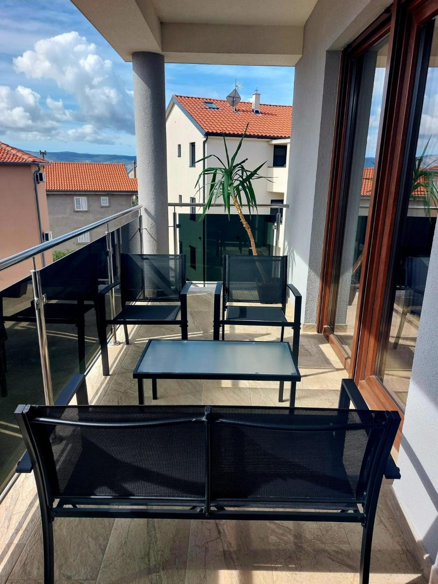 נובי ווינודולסקי Apartmani Ivana Novi מראה חיצוני תמונה
