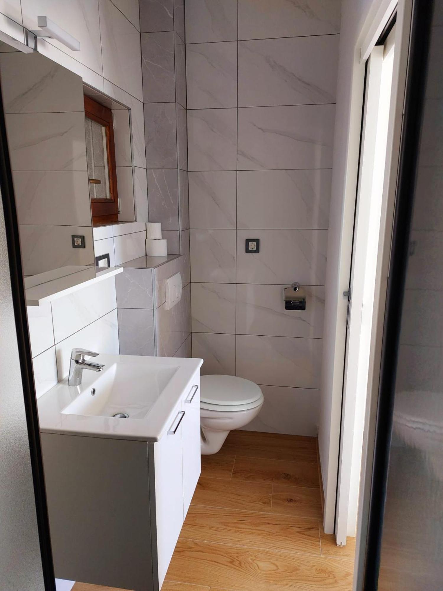 נובי ווינודולסקי Apartmani Ivana Novi מראה חיצוני תמונה