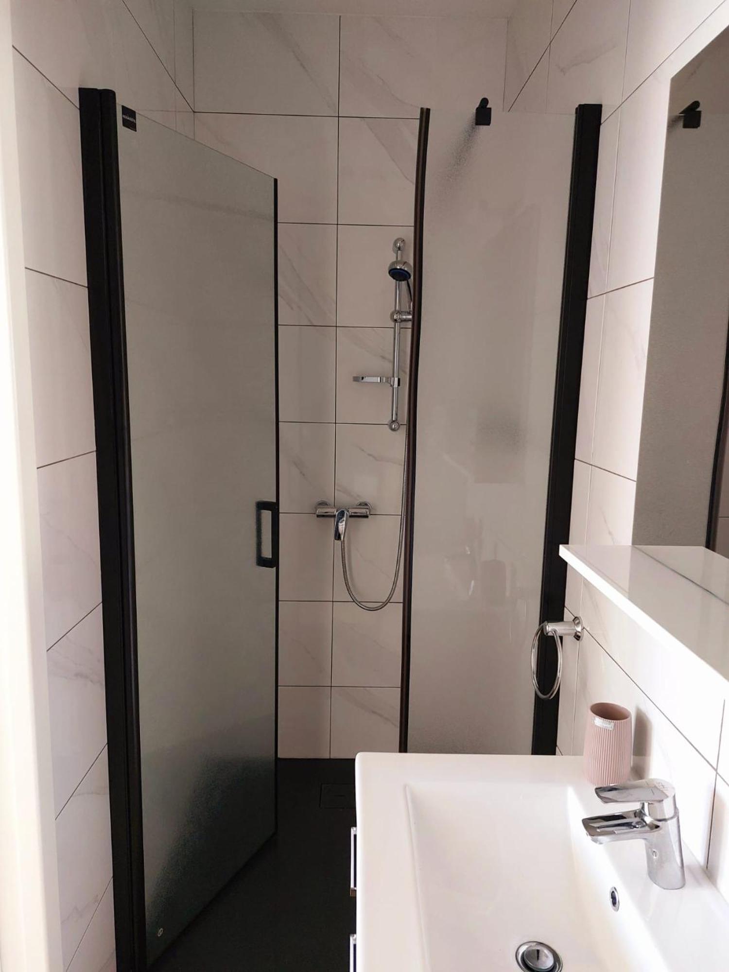 נובי ווינודולסקי Apartmani Ivana Novi מראה חיצוני תמונה